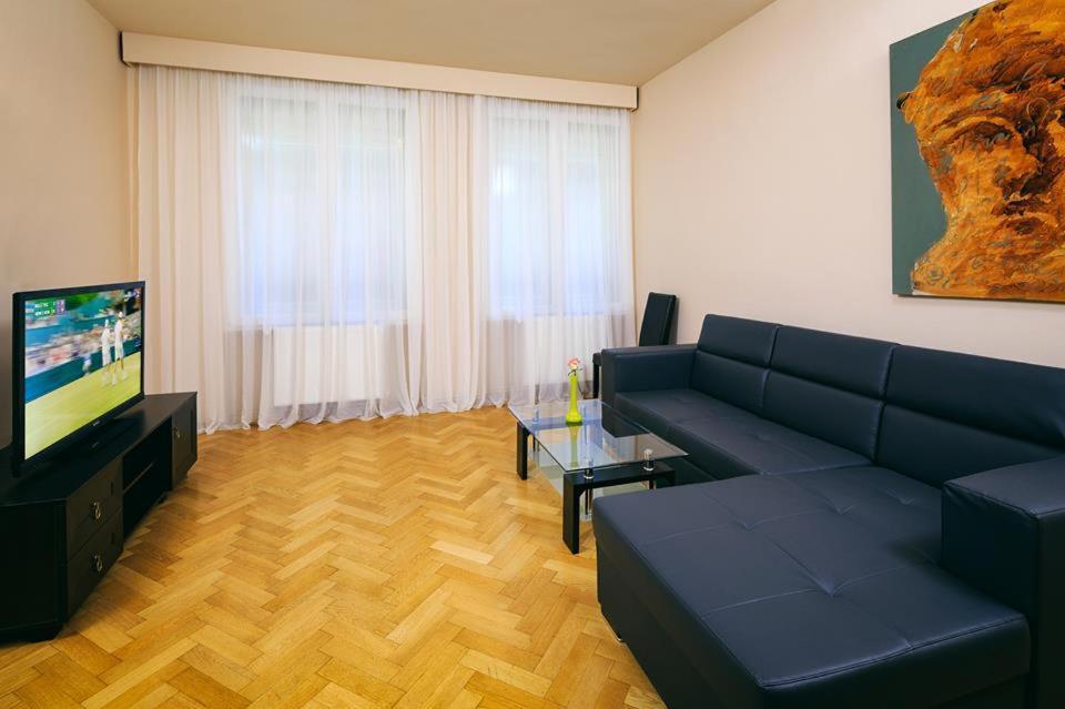 Schiller Apartment - Old Town Sibiu Extérieur photo